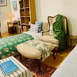 La Rouge Cottage