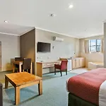 Quality Inn Colonial