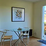 Bendigo Skyline-Cbd Apartment With Lock Up Garage