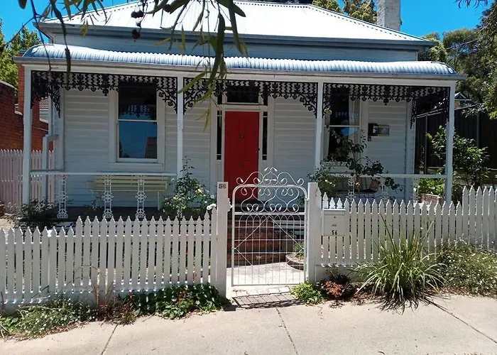 The Artist\'S Cottage