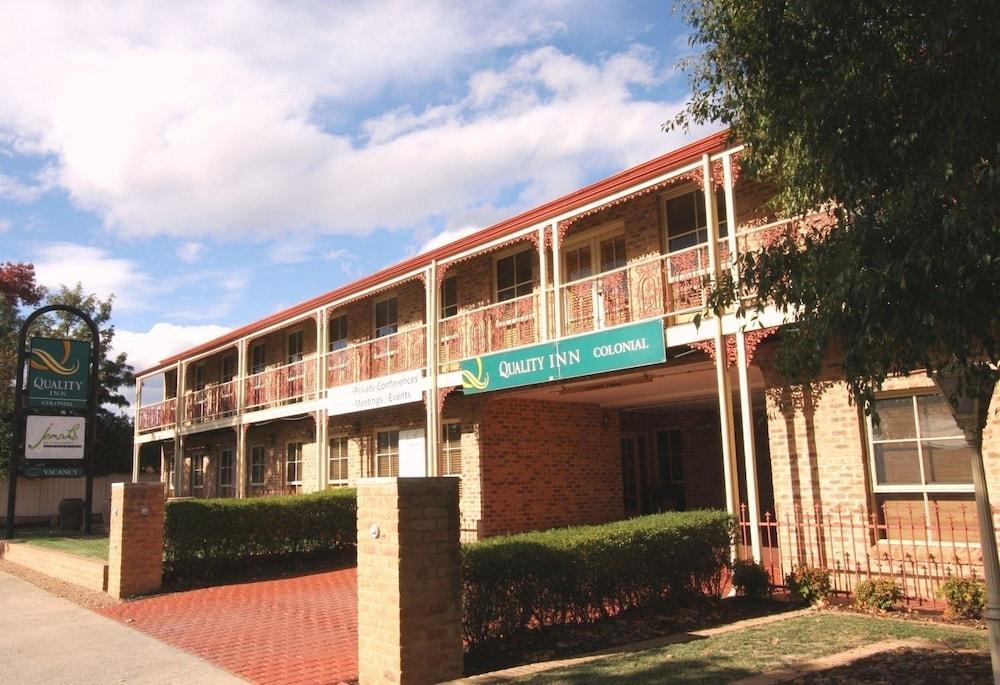 Quality Colonial Hotel 3*