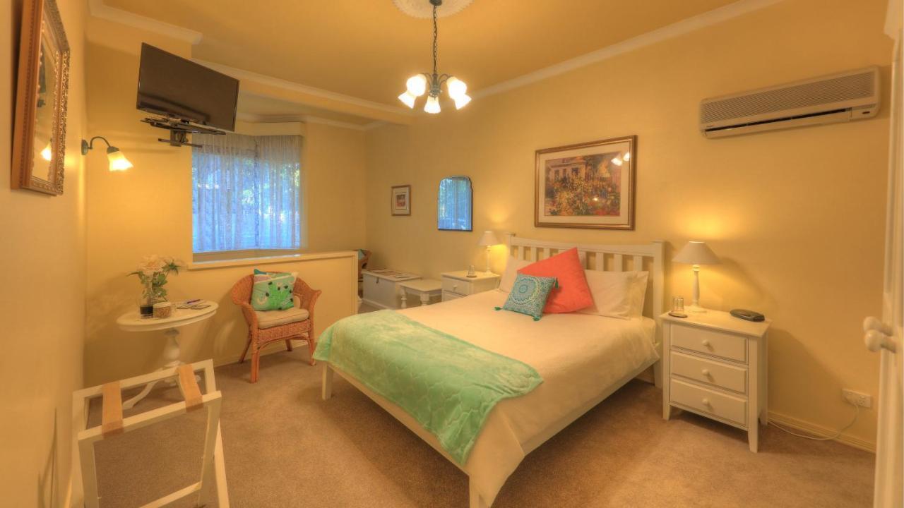 Emeu Inn Bed & Breakfast Bed & Breakfast Bendigo