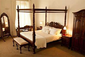 Aparthotel Allawah 4*