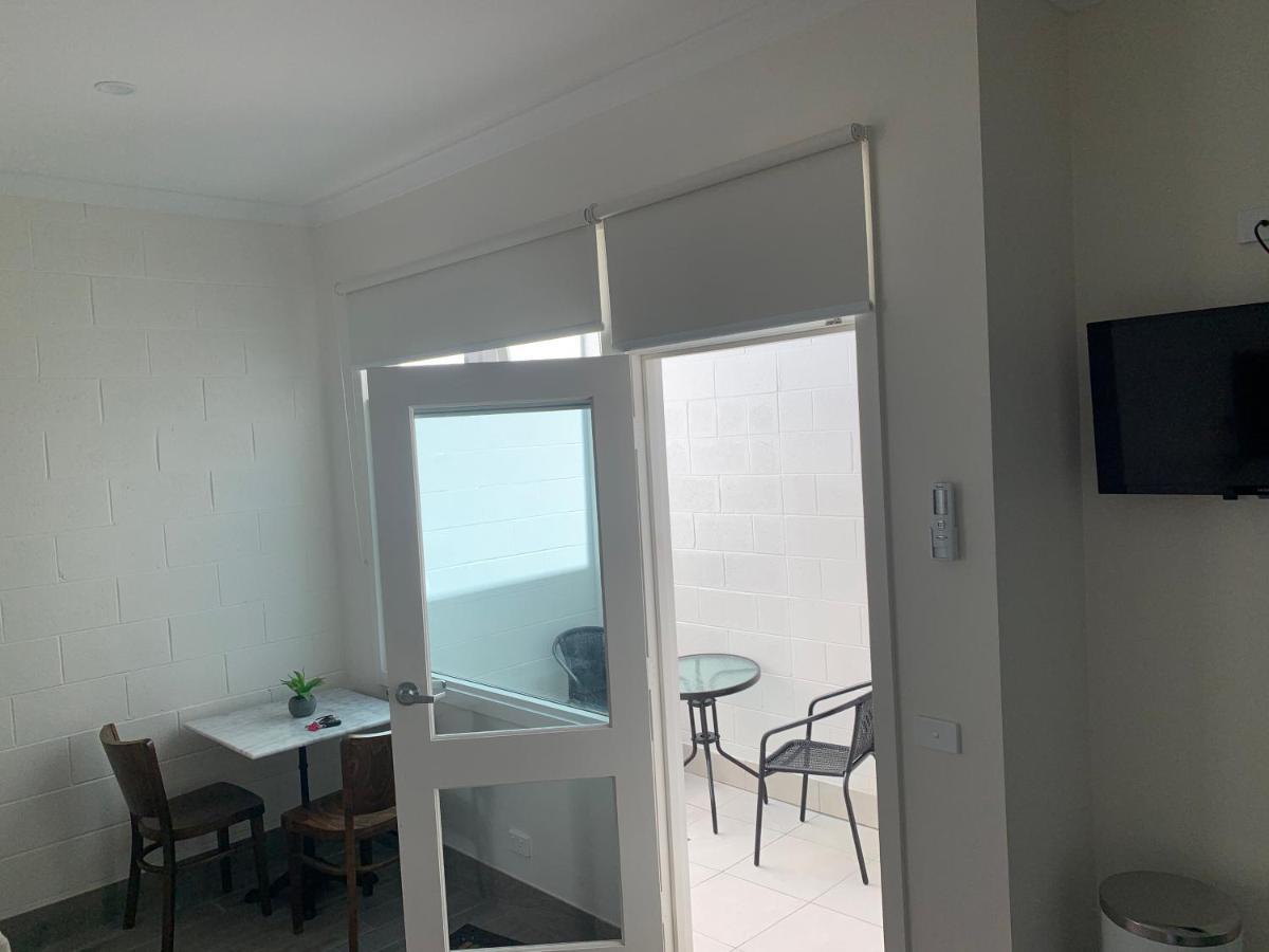 High St - King Bed N Kitchen