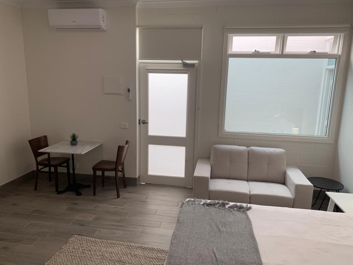 High St - King Bed N Kitchen 4*