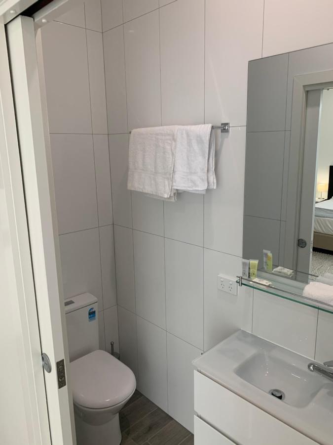 High St - King Bed N Kitchen 4* Bendigo