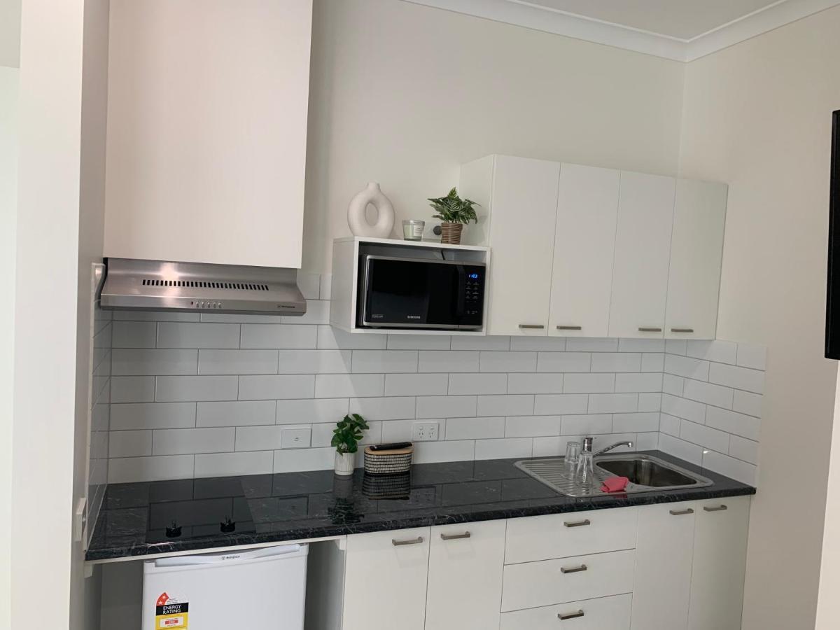High St - King Bed N Kitchen