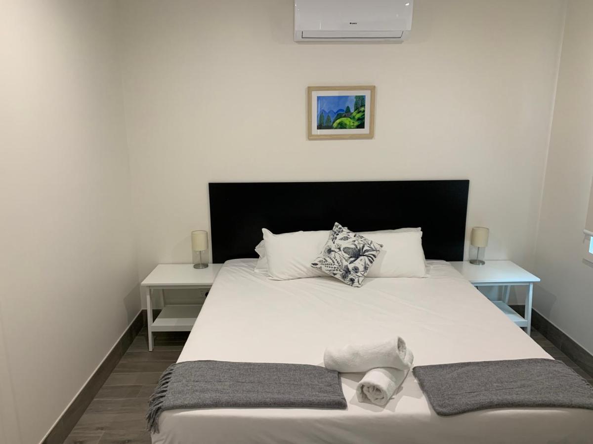 High St - King Bed N Kitchen 4* Bendigo