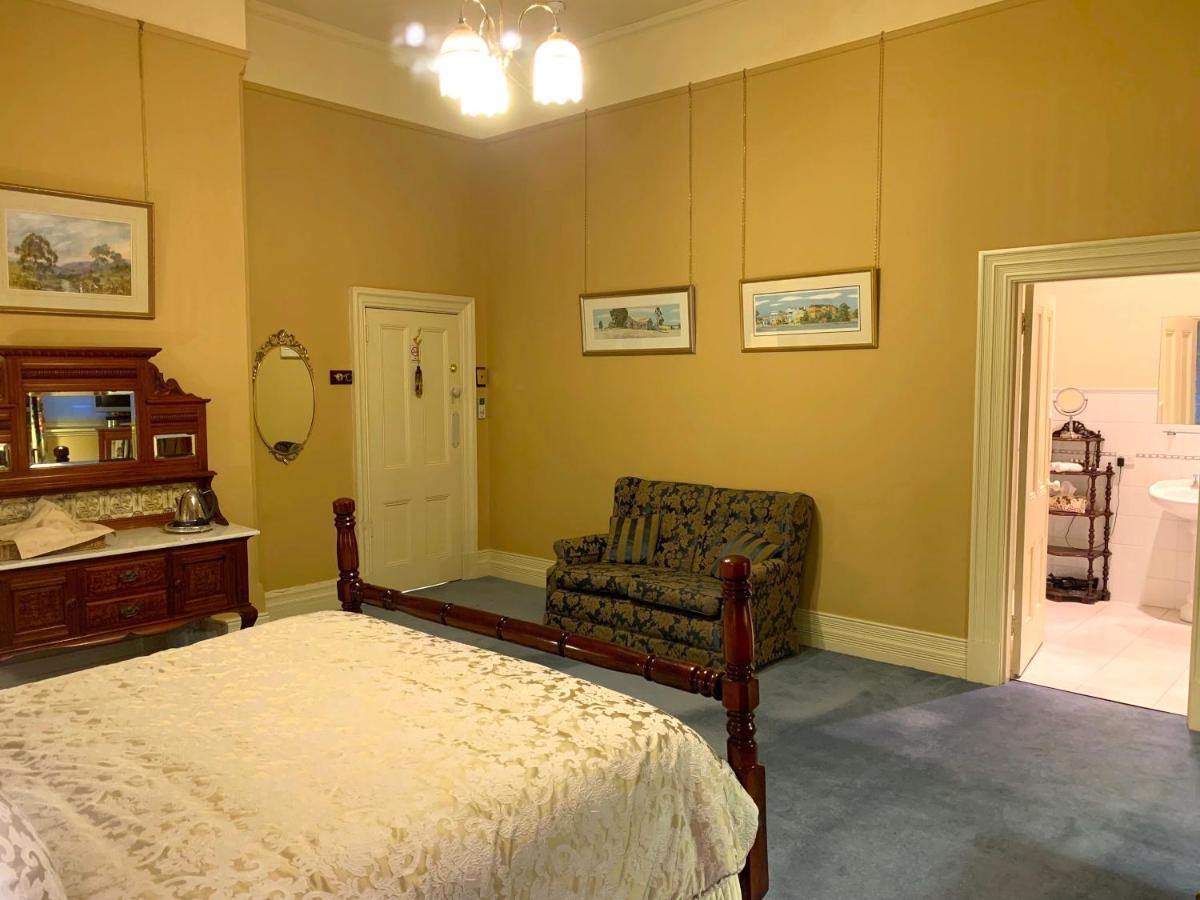 Langley Estate, Bed & Breakfast *