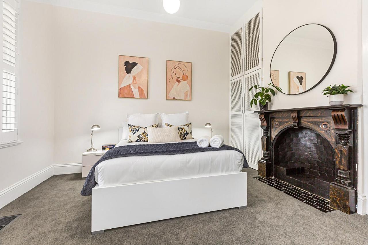 Holiday home 'gladstone' Only Minutes Walk To The Train Station! *
