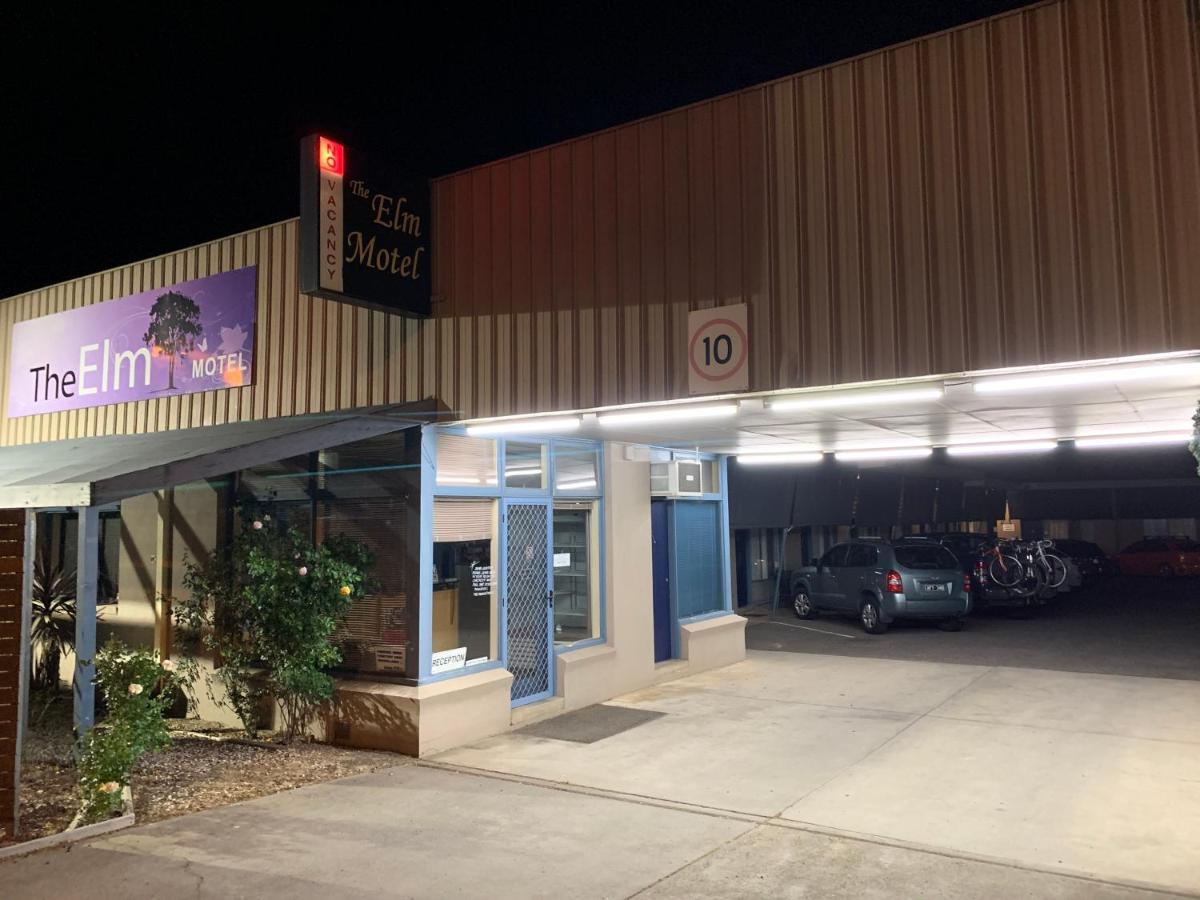 Elm Motel 3*