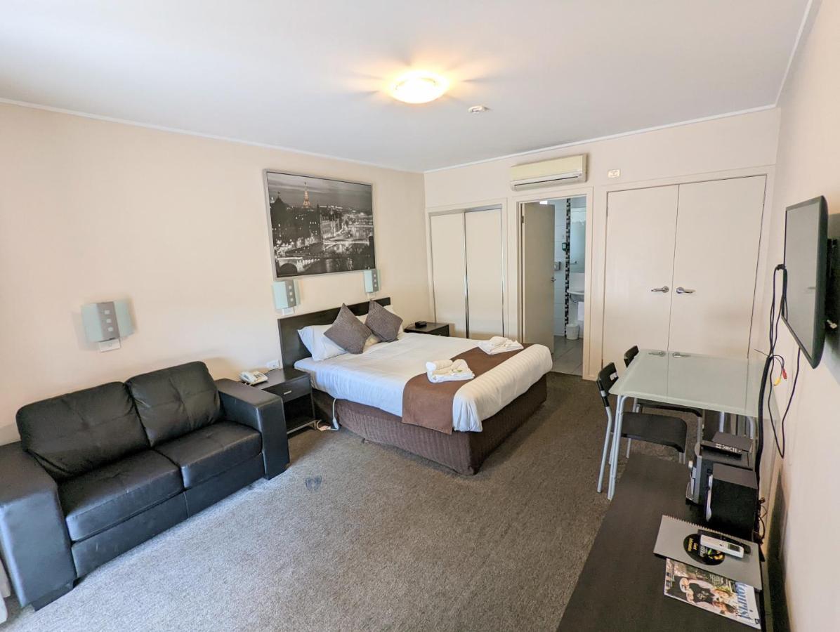 Motel Homestead Motor & 3*