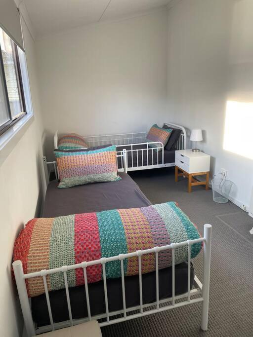 Walnut House - Hargreaves St Close To Weeroona Bendigo