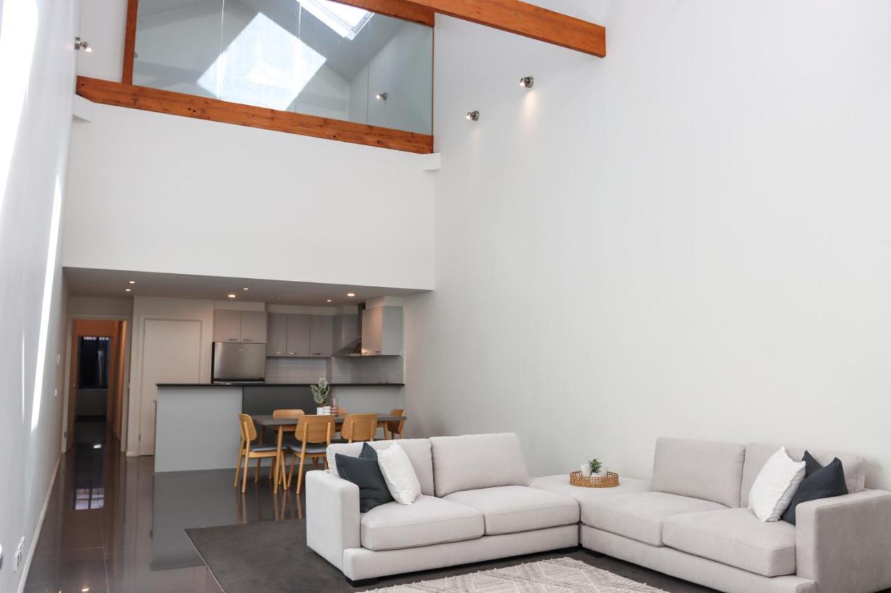 Townhouse - Walk To The Cbd