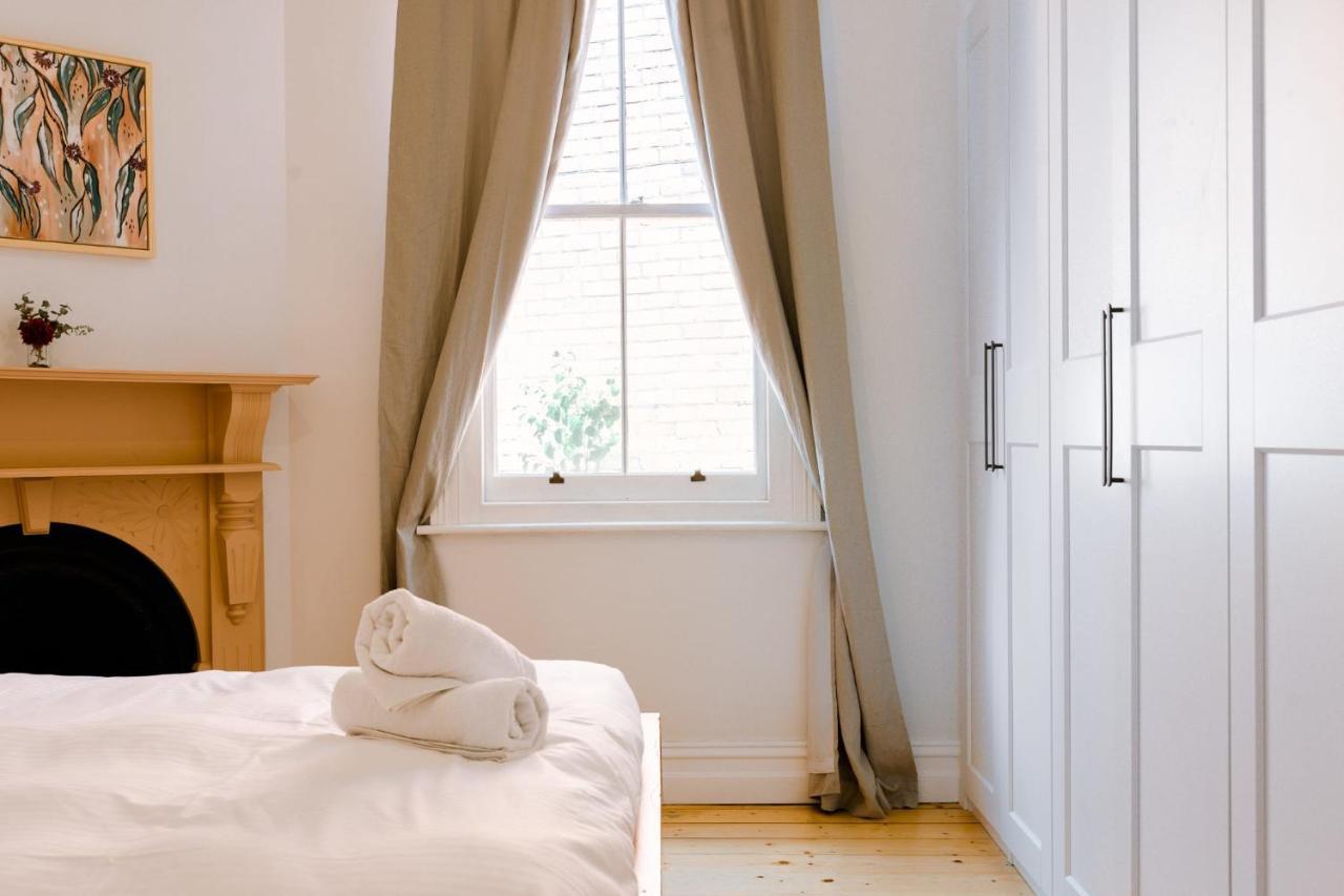 Quaint Victorian Townhouse Holiday home Bendigo