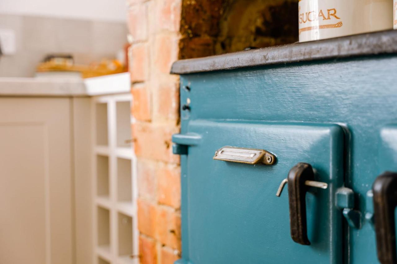 Quaint Victorian Townhouse * Bendigo