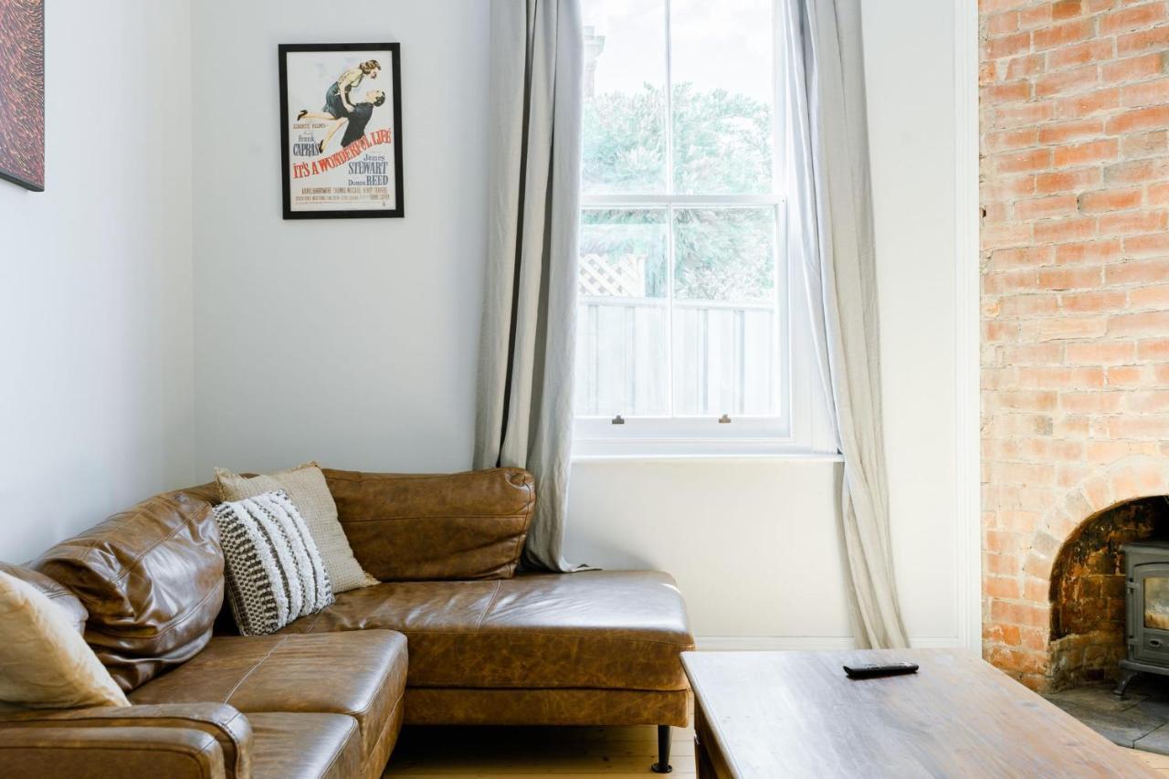 Quaint Victorian Townhouse * Bendigo