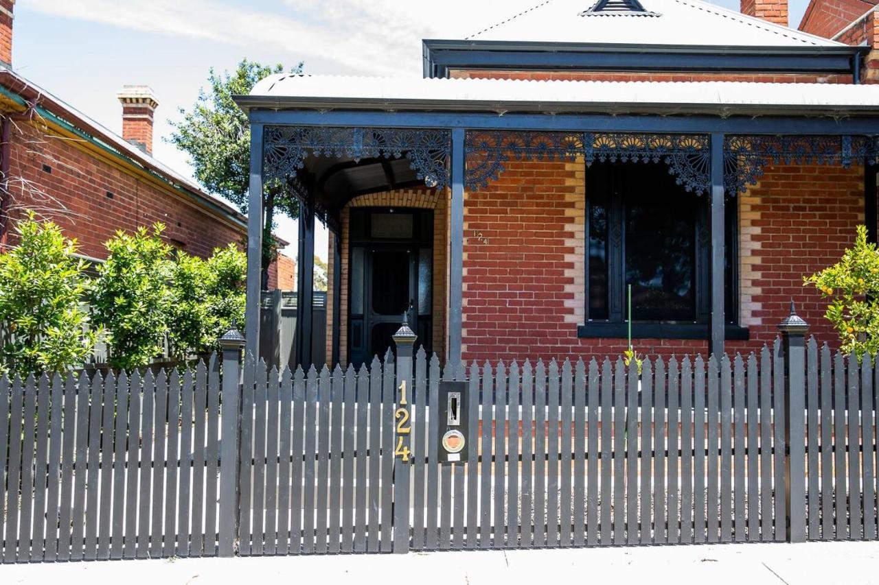 Stunning High End Terrace In The Heart Of * Bendigo