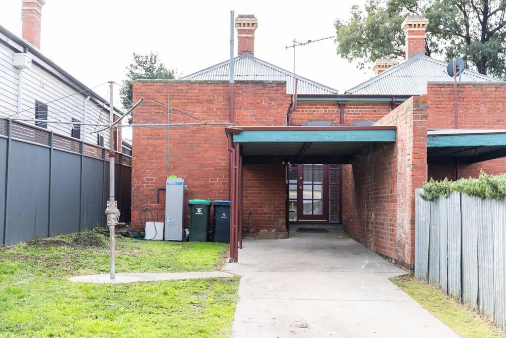 Inner City Terrace Retreat: Renovated Gem With Two-night Minimum *