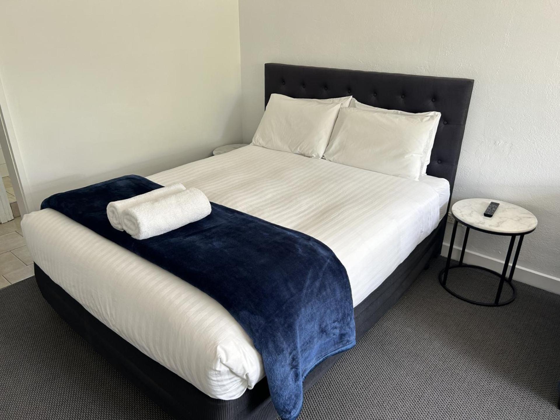 Happy Wanderer Children Not Permitted Over 18s Only Motel 3*