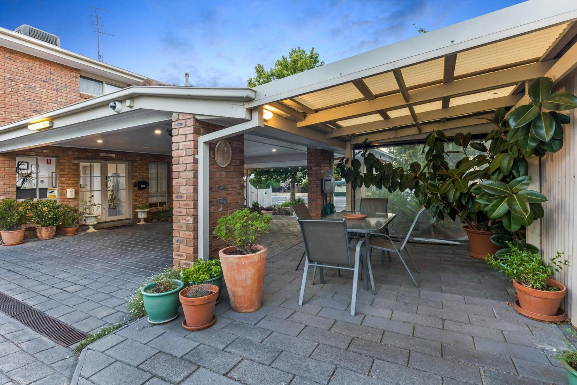 Motel Golden Square Motor 3*