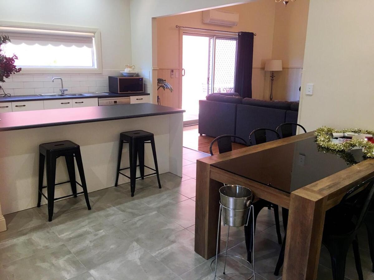 #1 Hargreaves Retreat Cbd Pet Friendly Holiday home Bendigo