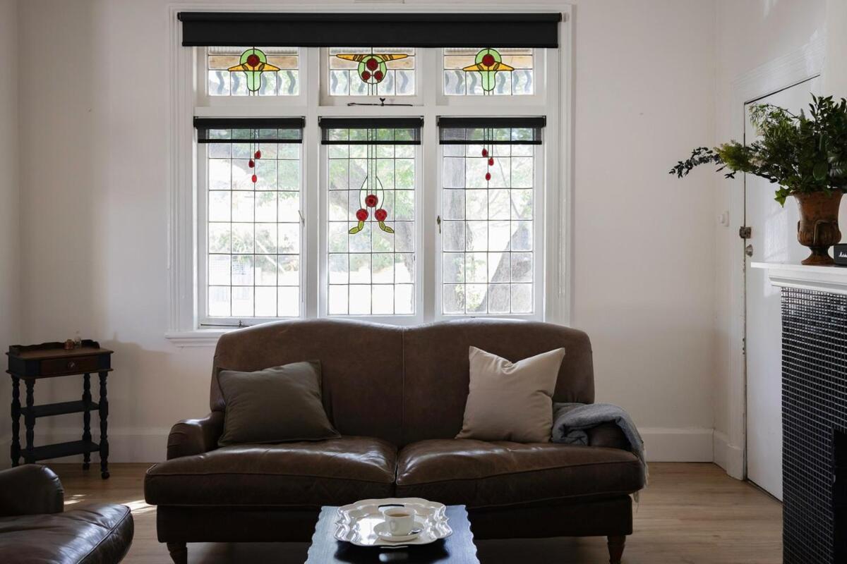 Holiday home Poets Corner Vintage Retreat Walk To View St Bendigo