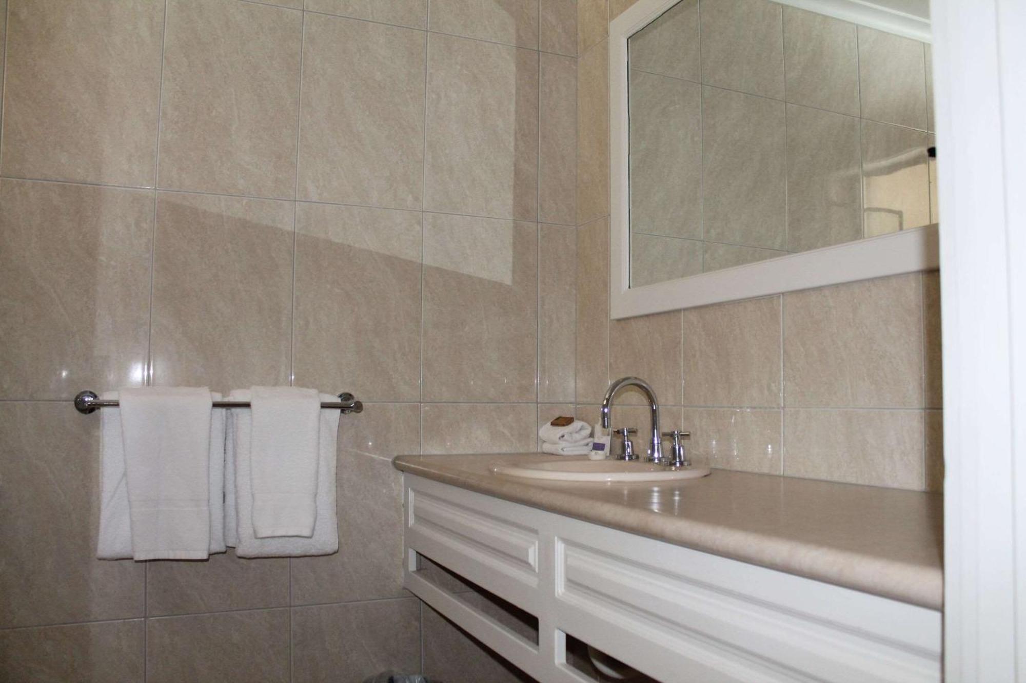 Quality Lakeside Hotel Bendigo