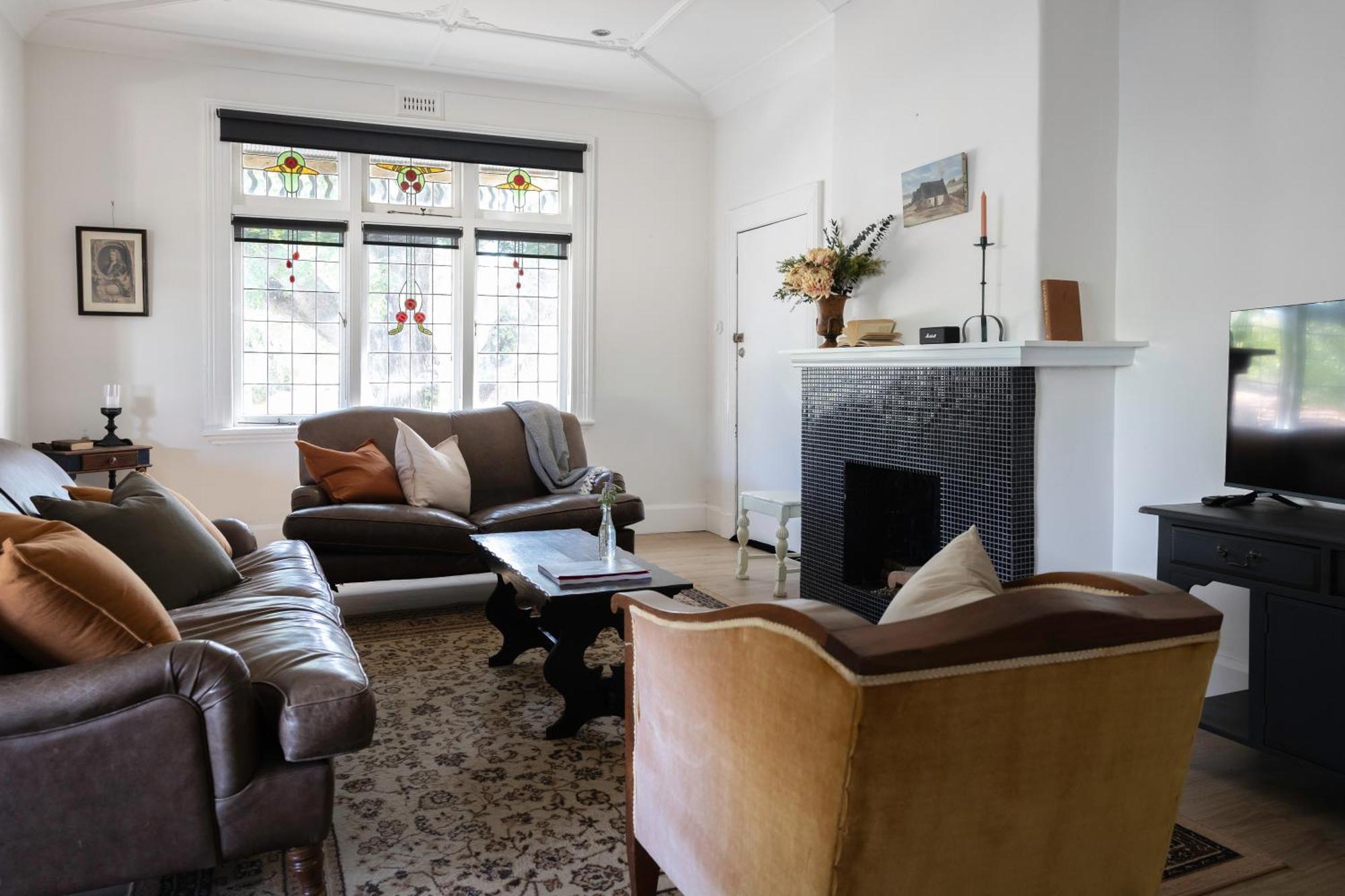 Poets Corner Vintage Retreat Walk To View St Holiday home *