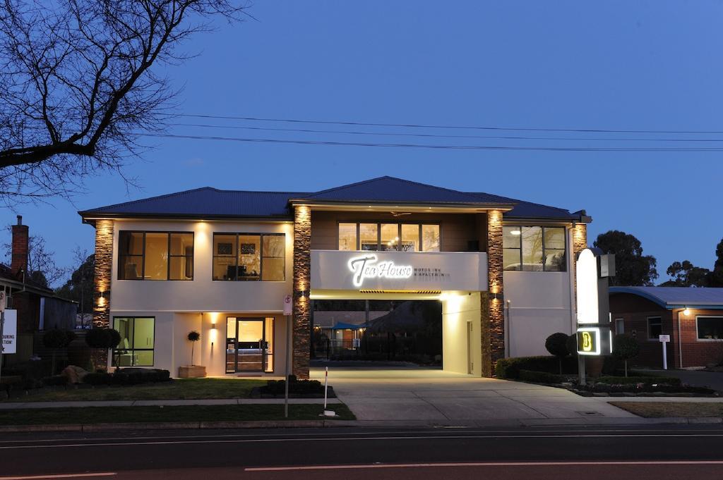 Tea House Motor 4*