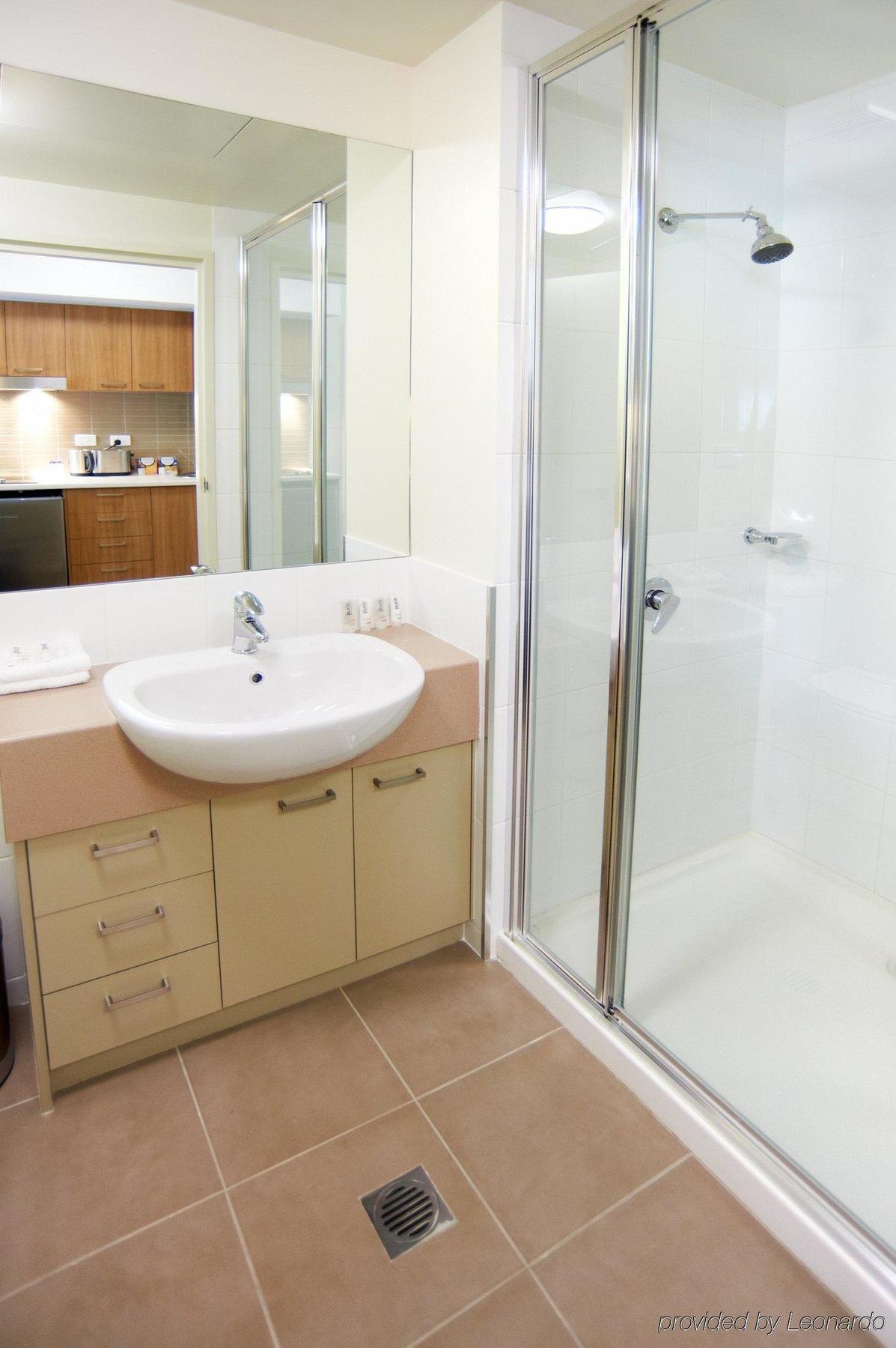 Quest Aparthotel 4*