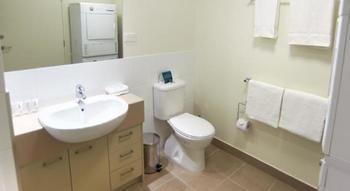 Quest Aparthotel 4*
