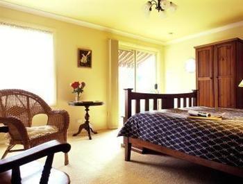 Emeu Inn Bed & Breakfast Bed & Breakfast 4*