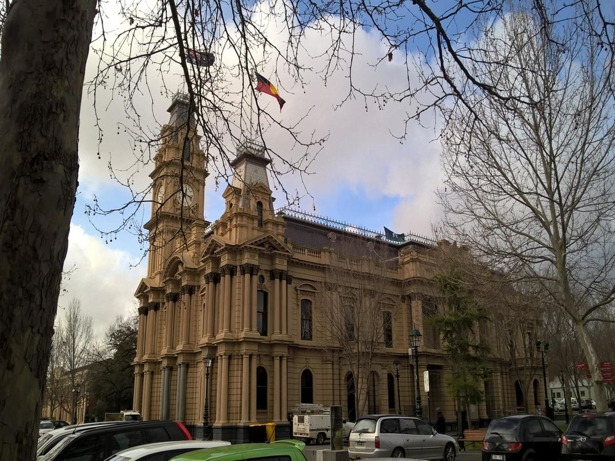 Crown Cbd - Location Bendigo