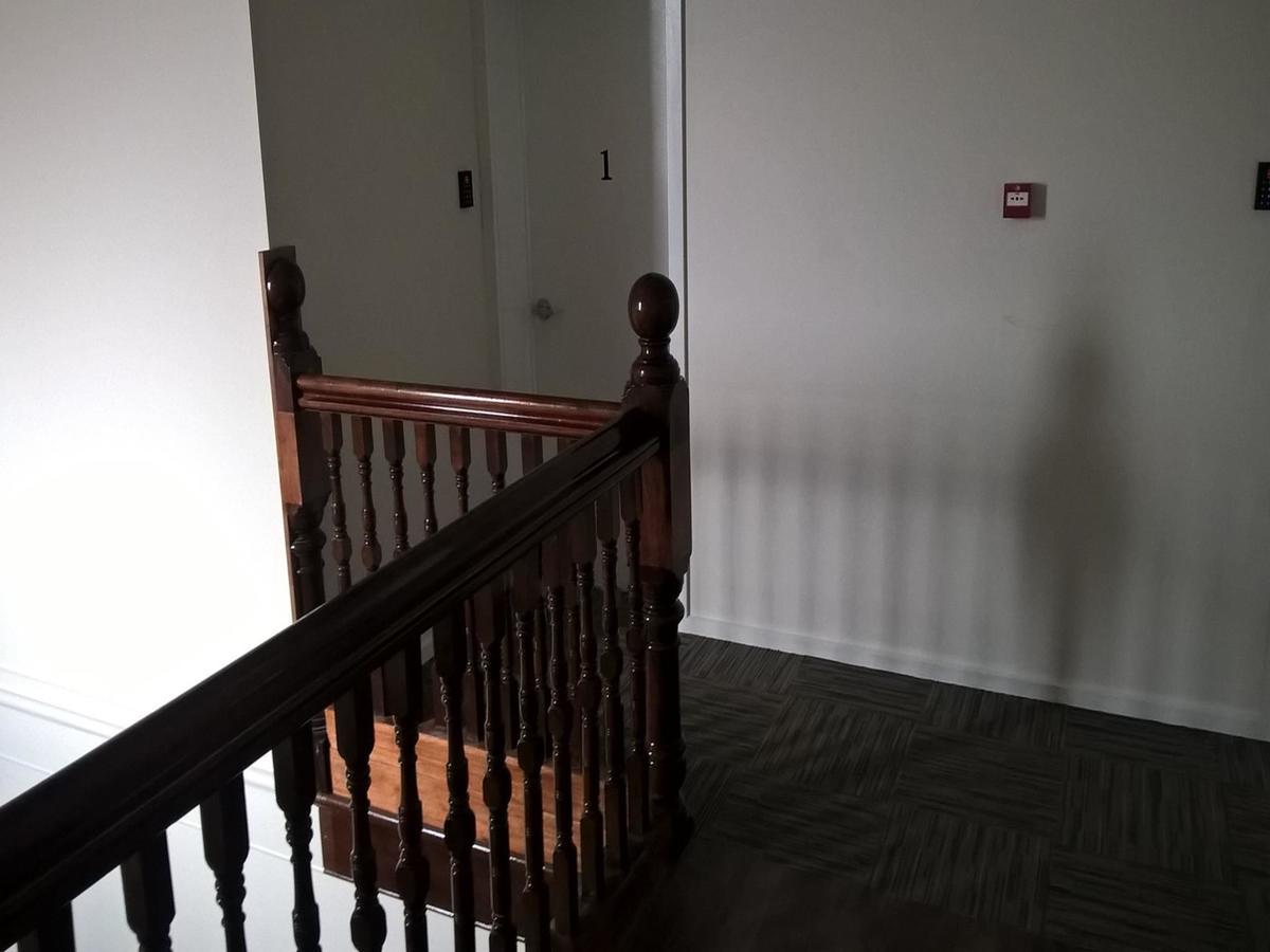 Motel Crown Cbd - Location 2*
