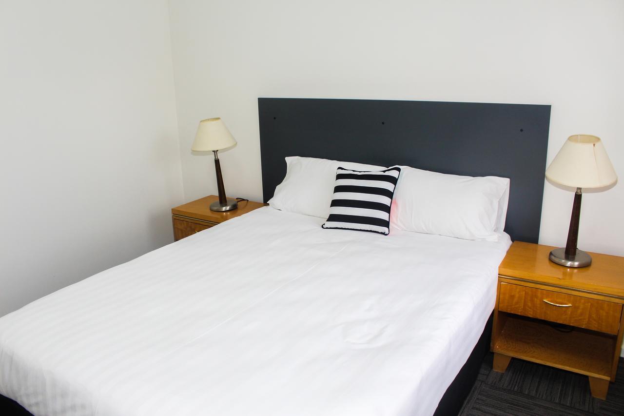 Motel Crown Cbd - Location 2*
