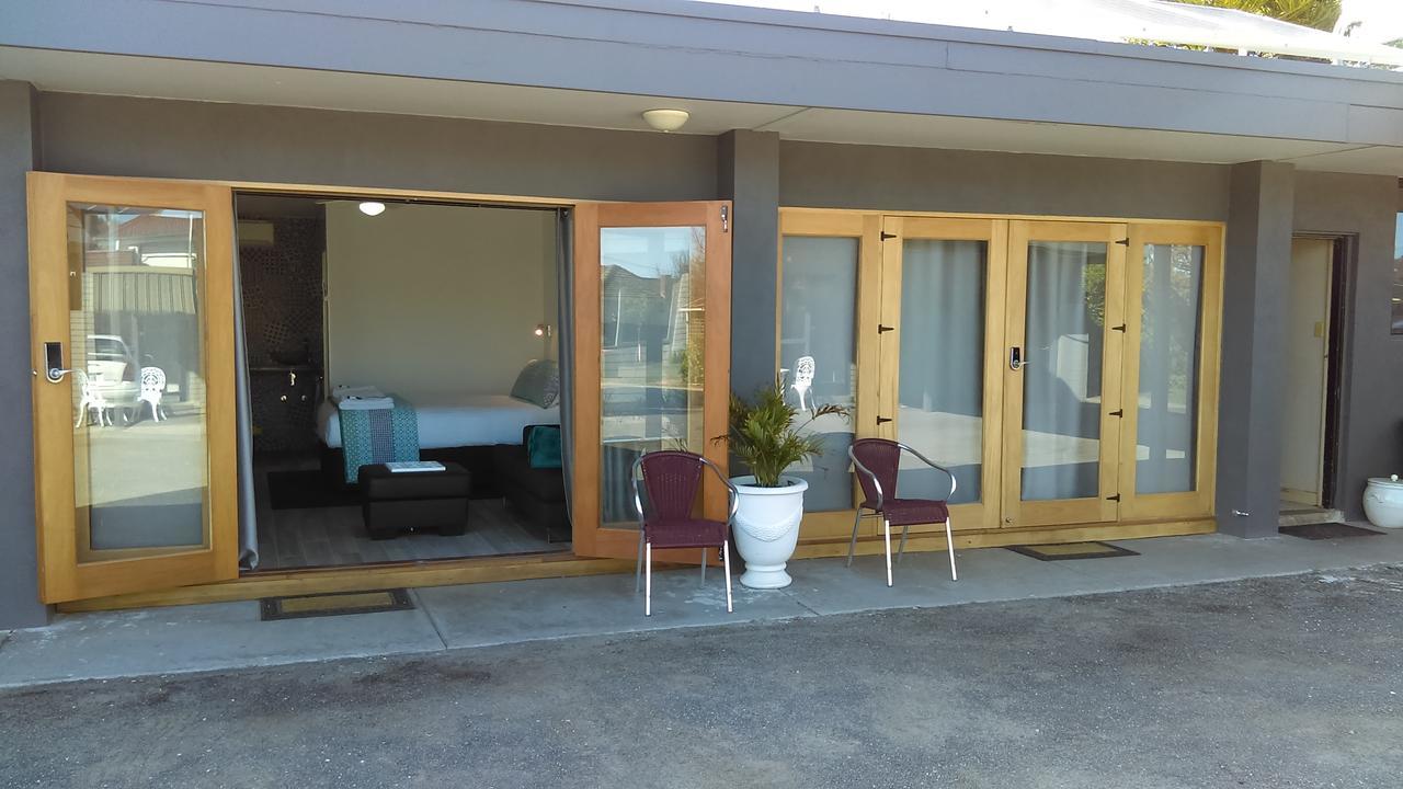 Happy Wanderer Children Not Permitted Over 18s Only 3* Bendigo