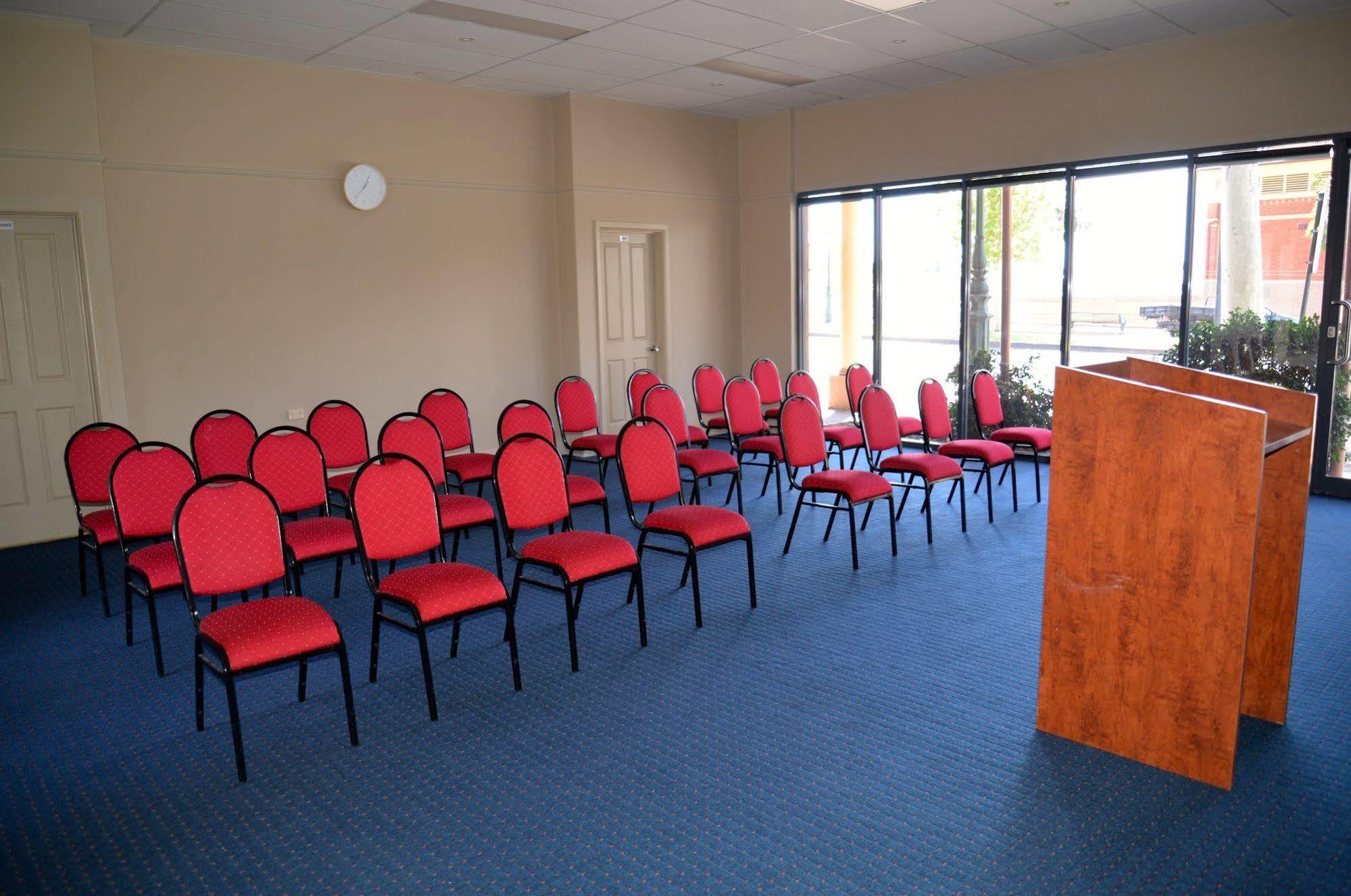 Motel Barclay On View 4*
