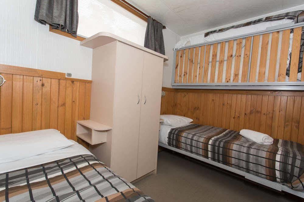 Hotel Gold Nugget Tourist Park 4*