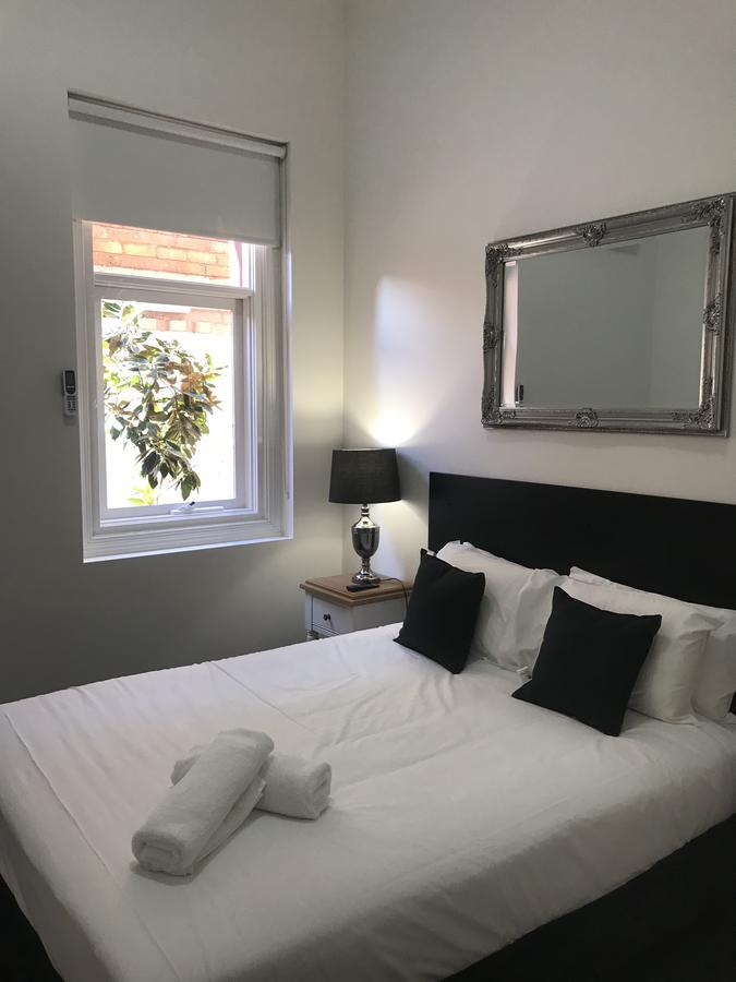 Motel Crown Cbd - Location