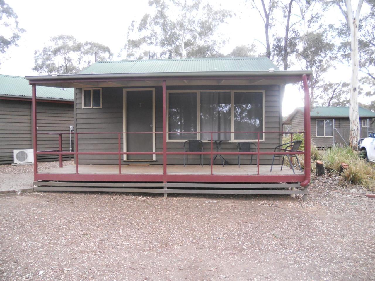 Bush Cabins * Bendigo