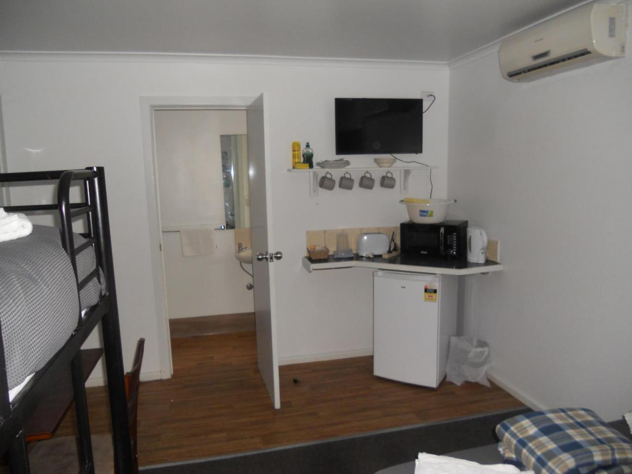 Lodge Bush Cabins Bendigo