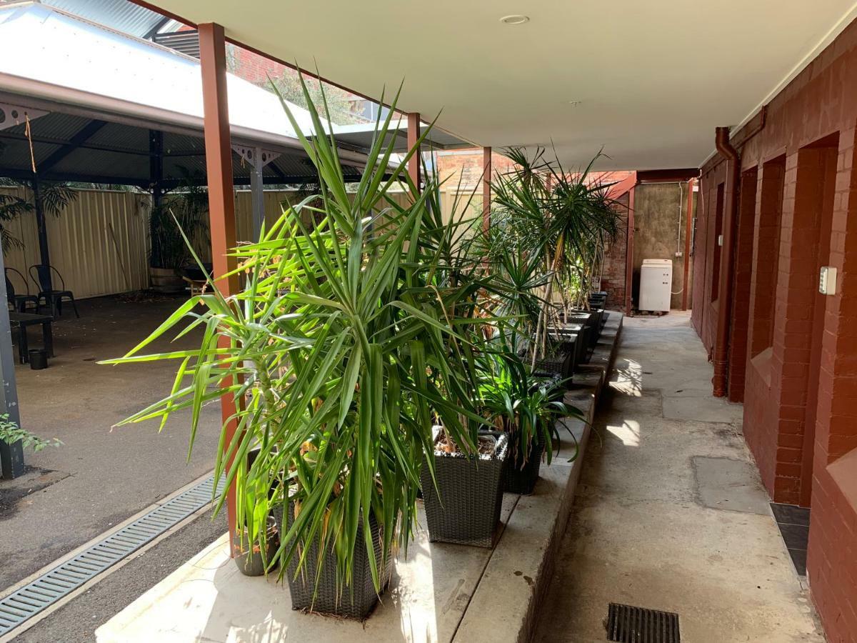 Motel Crown Cbd - Location