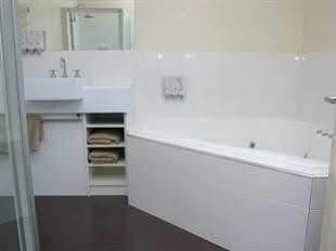 Golden Reef Motor Motel Bendigo