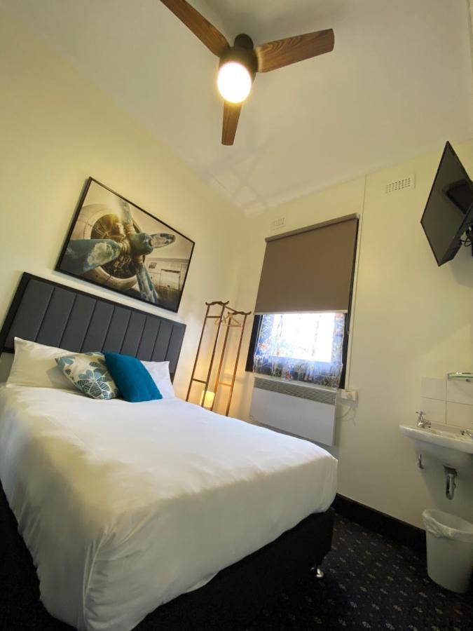 At Carboni's Hotel Bendigo