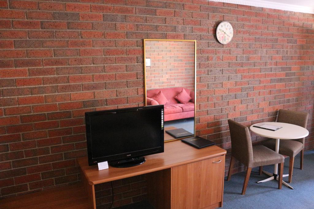 Haymarket Motor Motel 3*