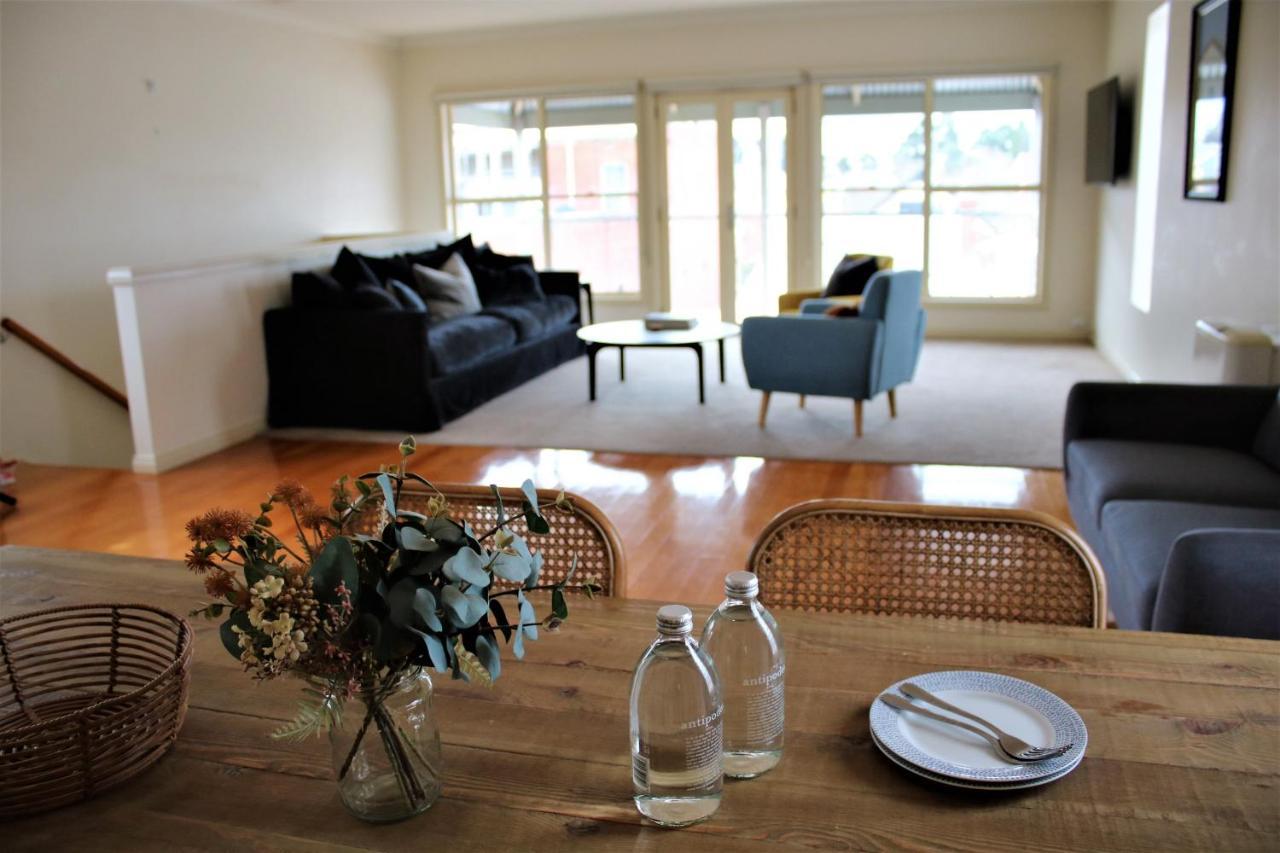 Luxury Inner City Townhouse * Bendigo