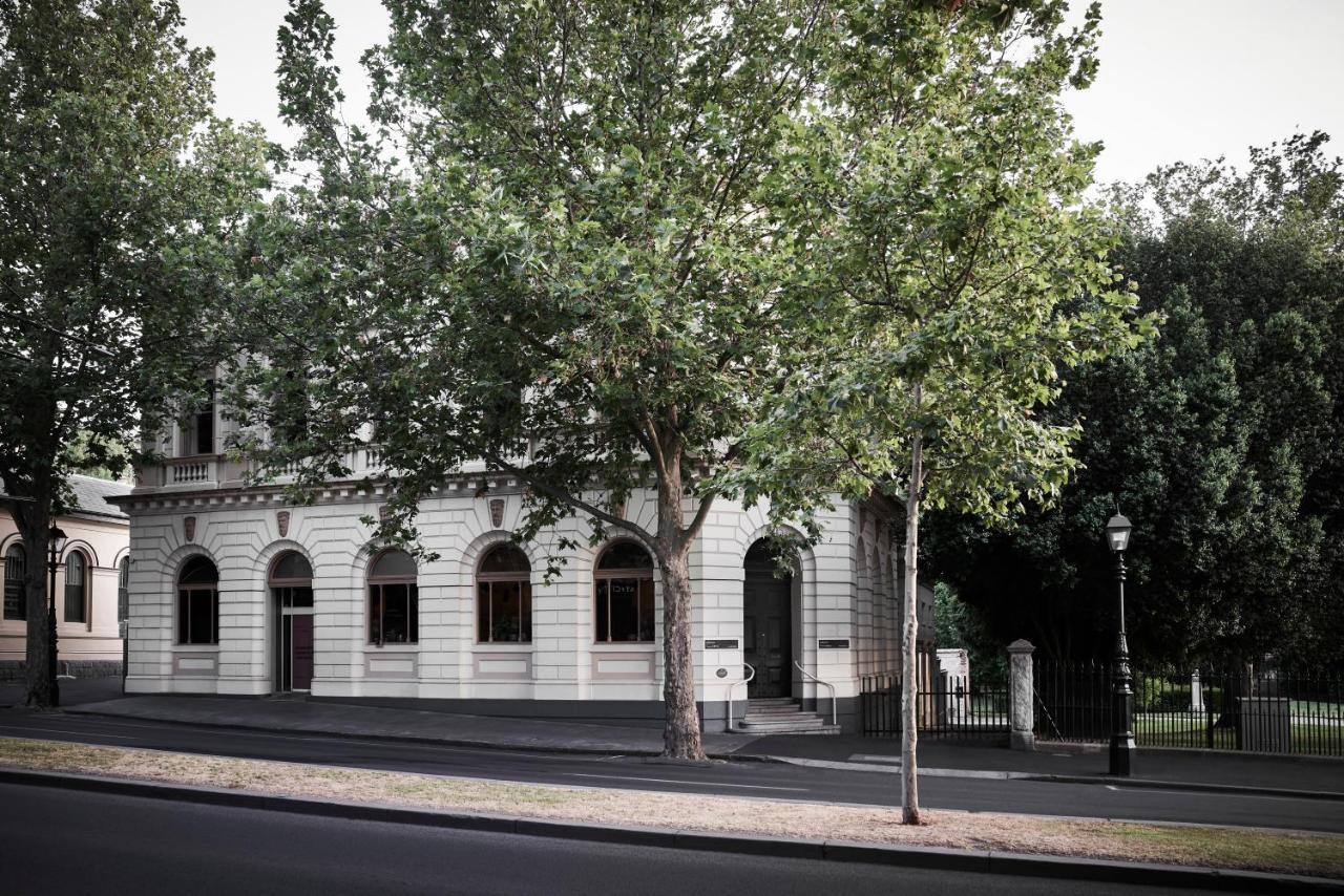Ernest 5* Bendigo