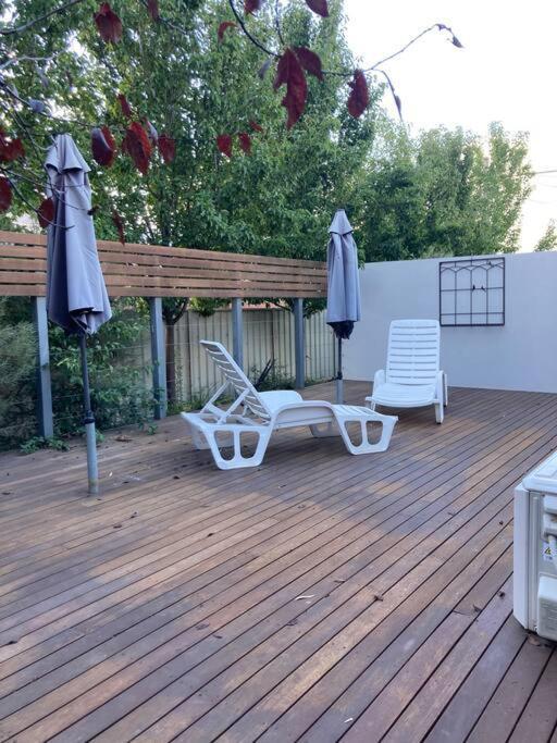 Holiday home 1910 Renovated Gem, 2 King Beds, 2 Ks *