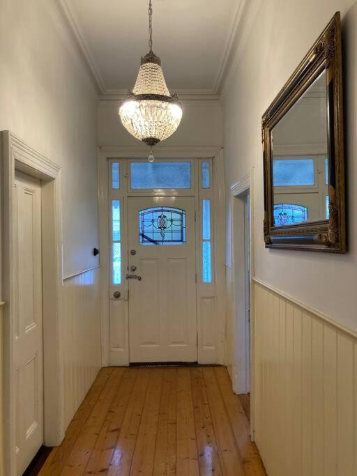 Holiday home 1910 Renovated Gem, 2 King Beds, 2 Ks Bendigo